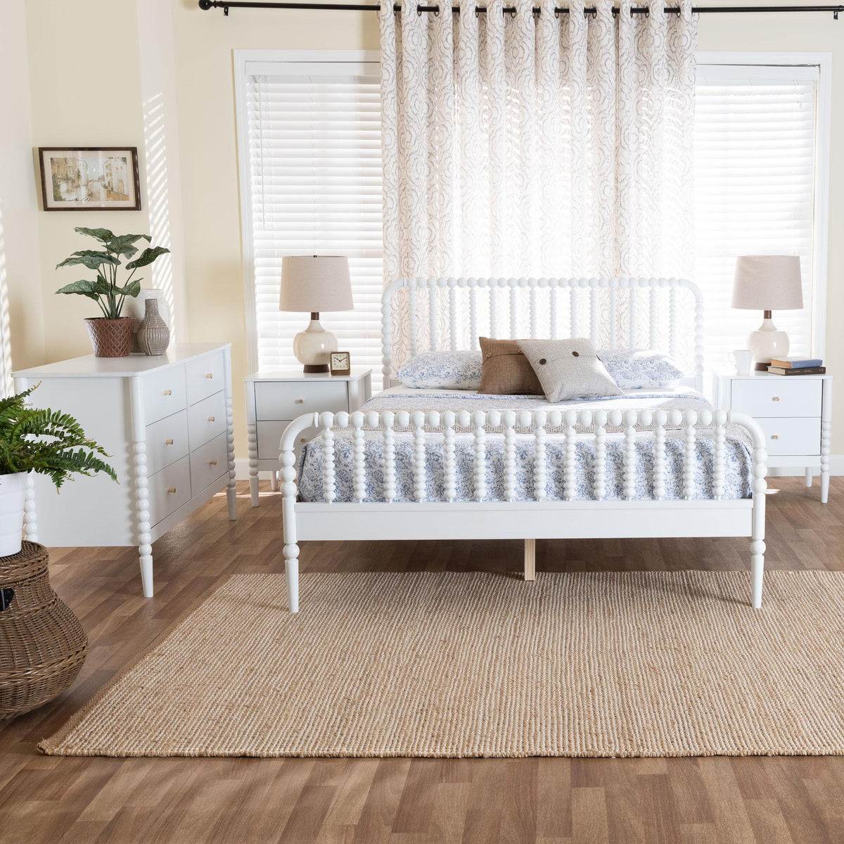 Lucera Mid-Century White Full Size 4-Piece Bobbin Bedroom Set