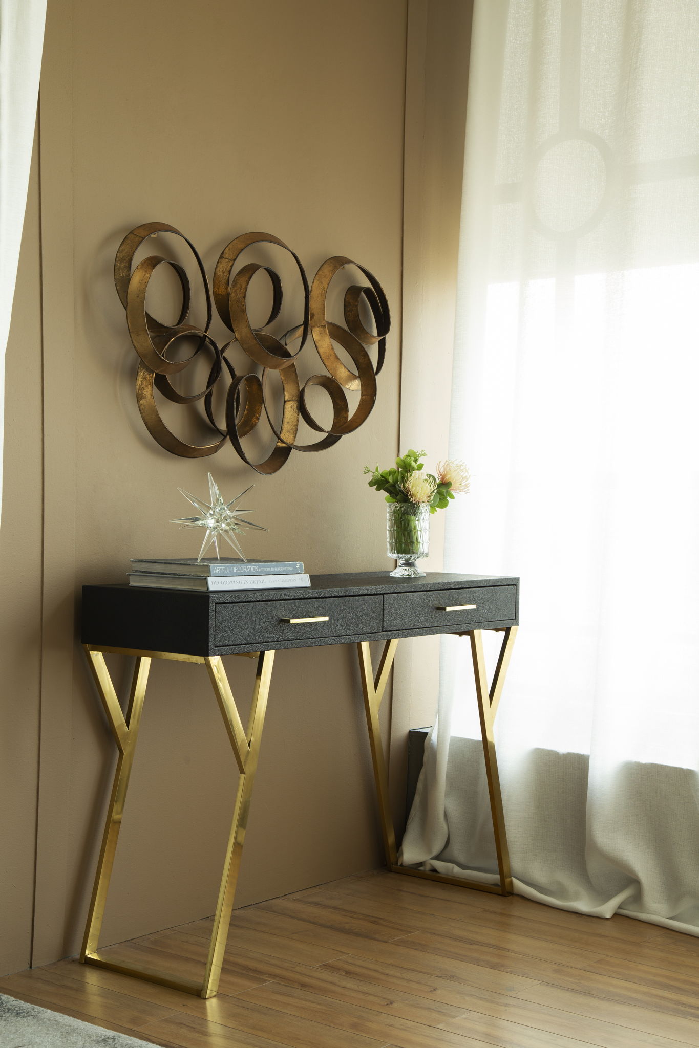 SerethaLeaf Wall Decor - Gold