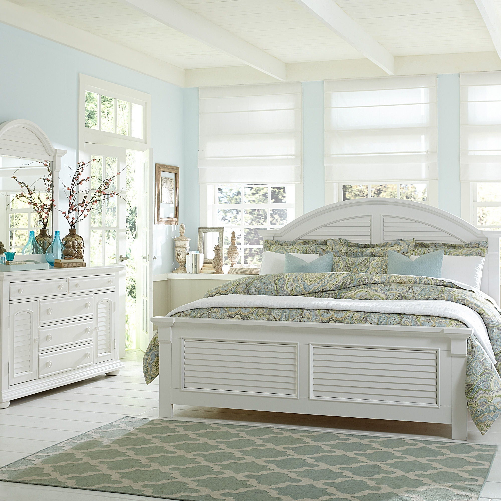 Liberty Furniture Summer House I - Panel Bed, Dresser & Mirror | Meri Furniture