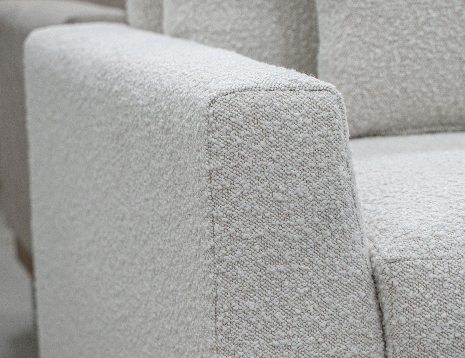 International Furniture Direct Mita - Loveseat | Meri Furniture