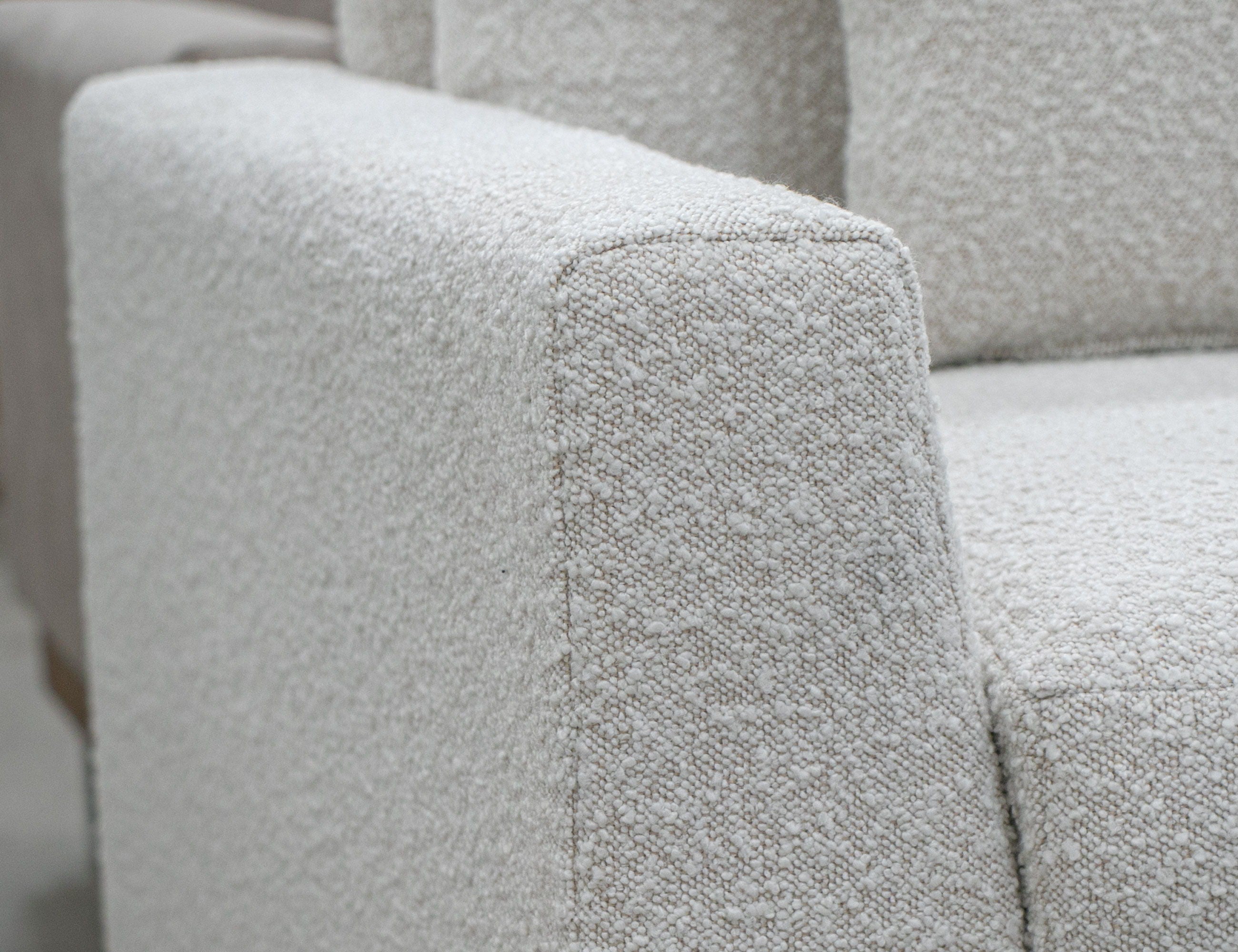 International Furniture Direct Mita - Loveseat | Meri Furniture