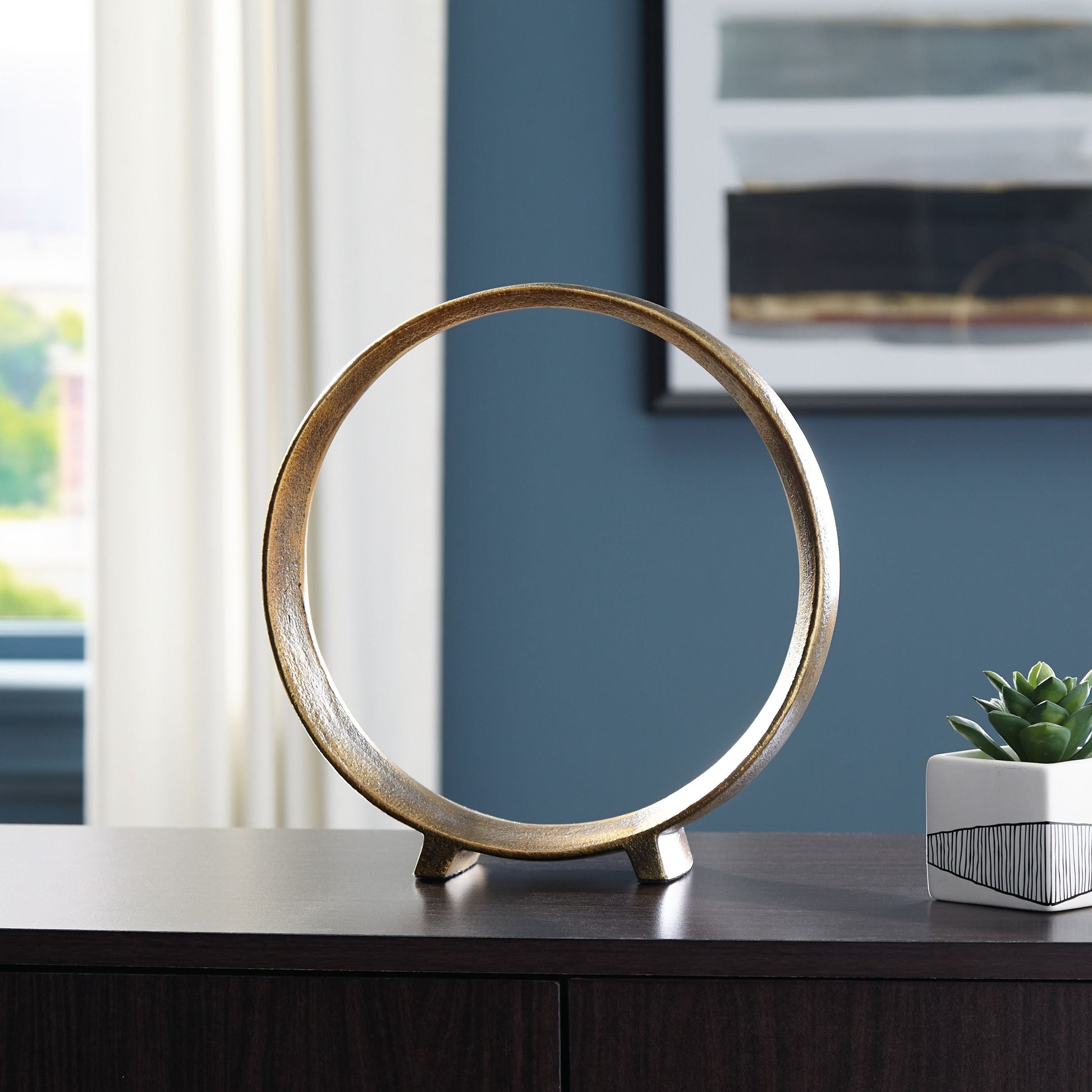 Signature Design by Ashley® Ryandale - Sculpture | Meri Furniture