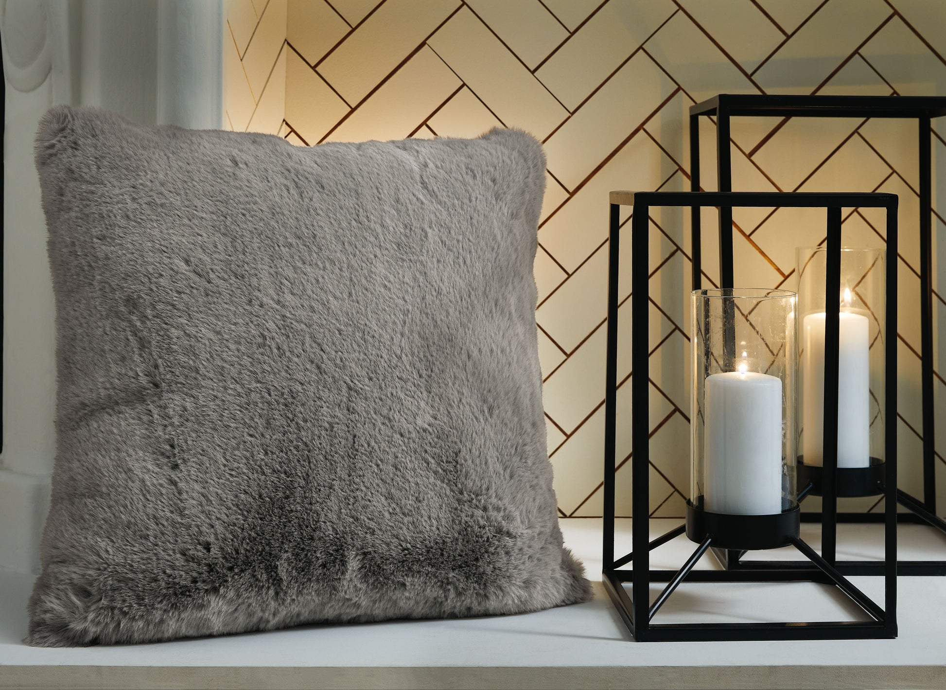 Ashley Furniture Gariland - Faux Fur Pillow | Meri Furniture