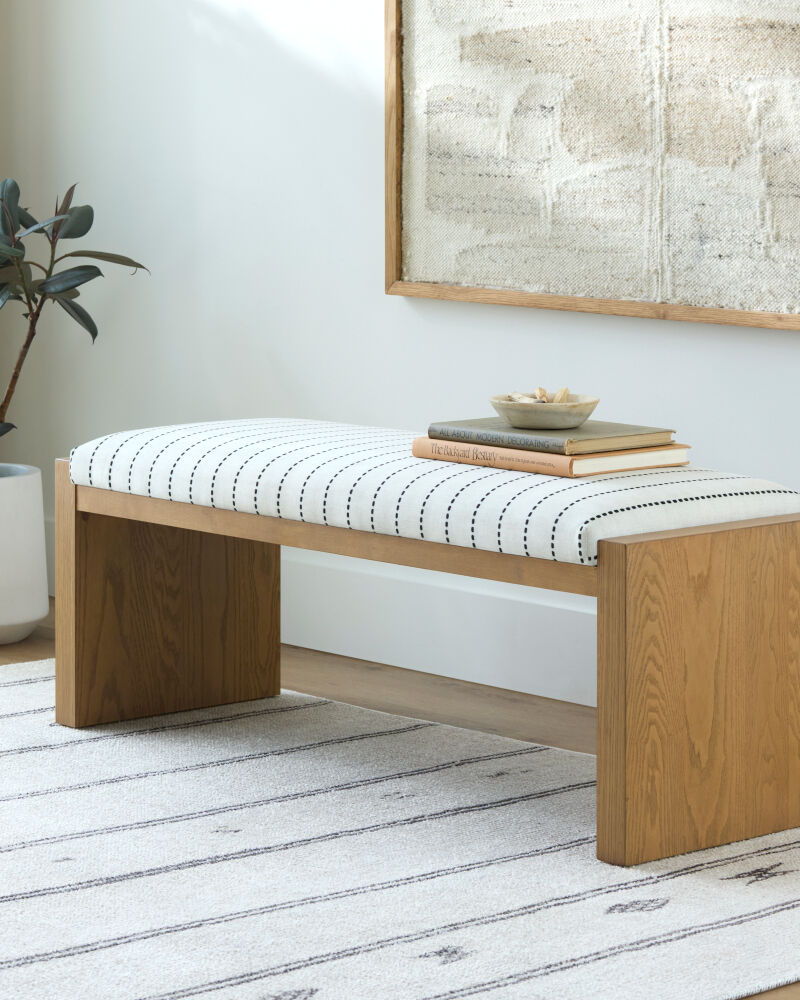 Kapri Bench
