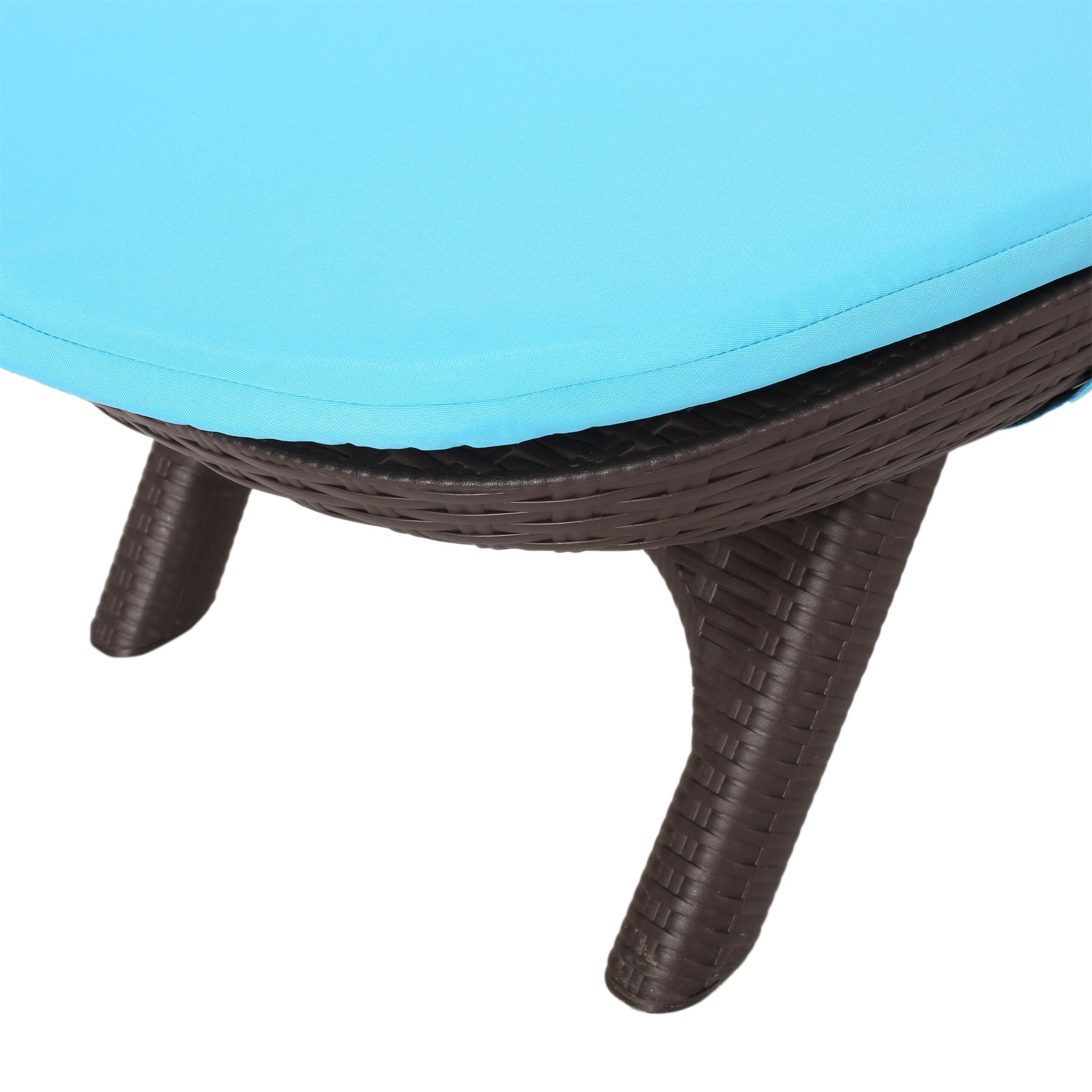 Mikael - Chaise Lounge With Cushion