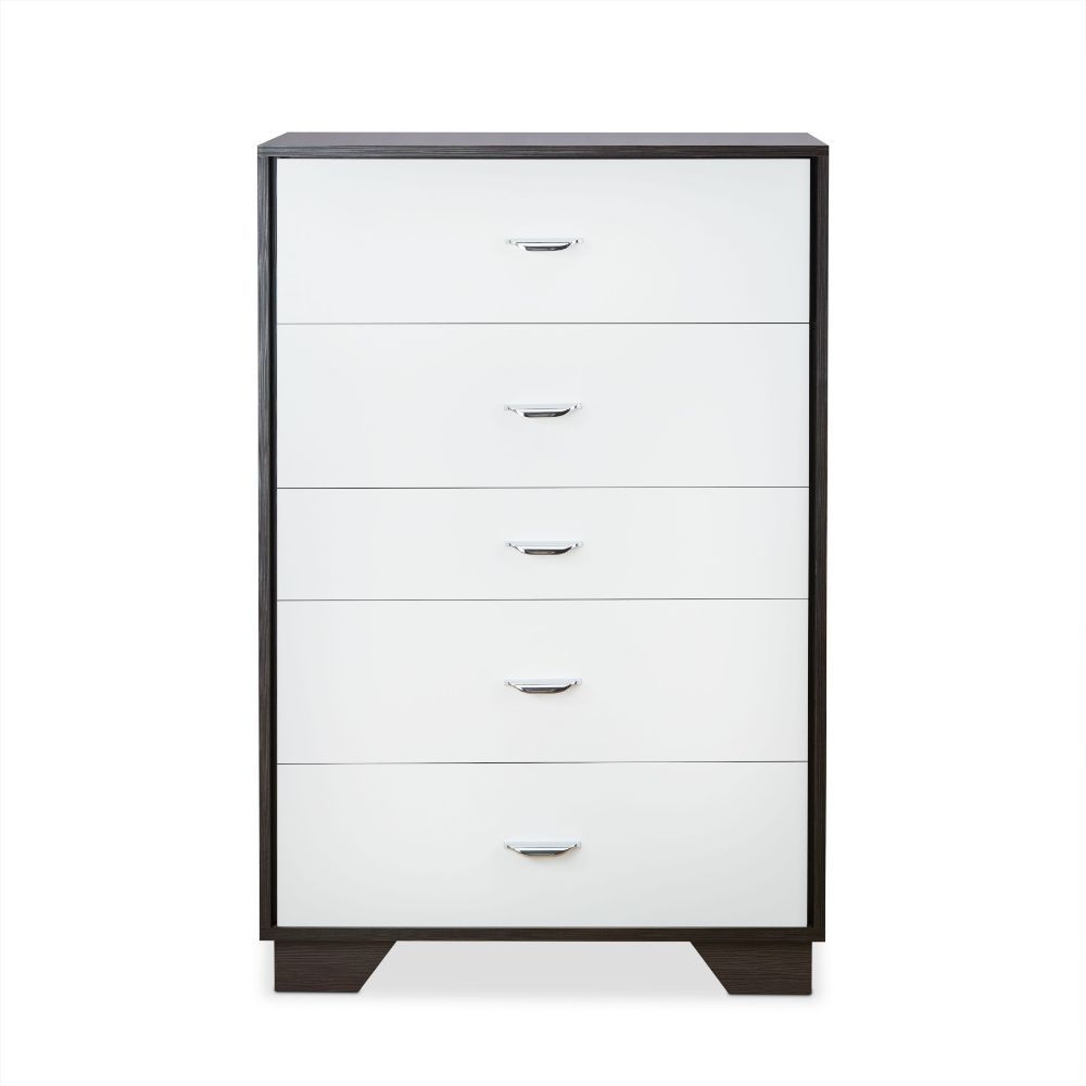 This beautiful Eloy chest of drawers boasts of contemporary style.