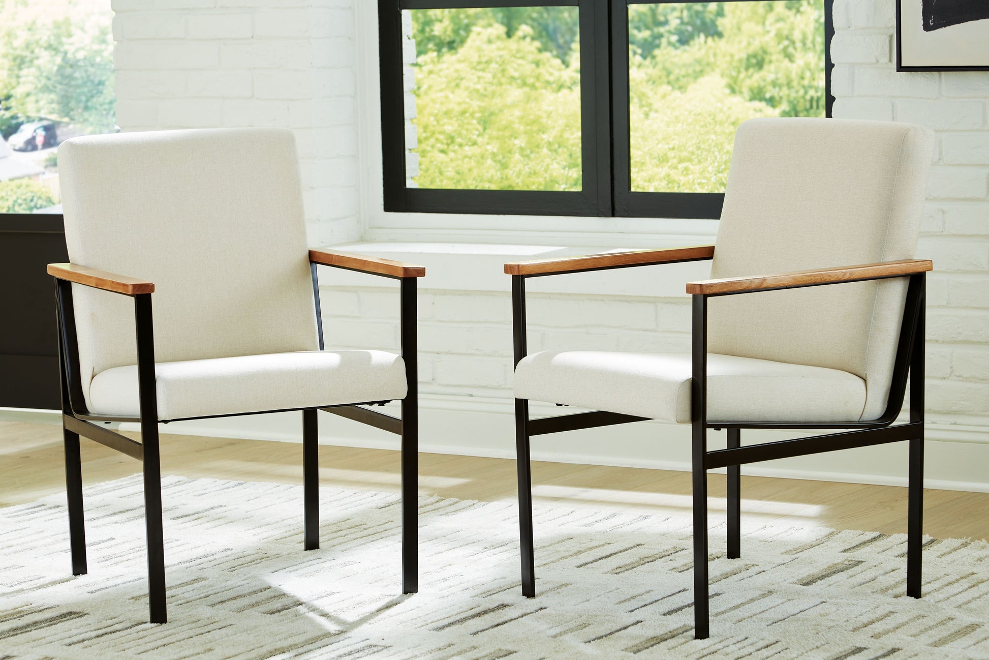 Signature Design by Ashley® Dressonni - Brown - Dining Upholstered Arm Chair (Set of 2) | Meri Furniture