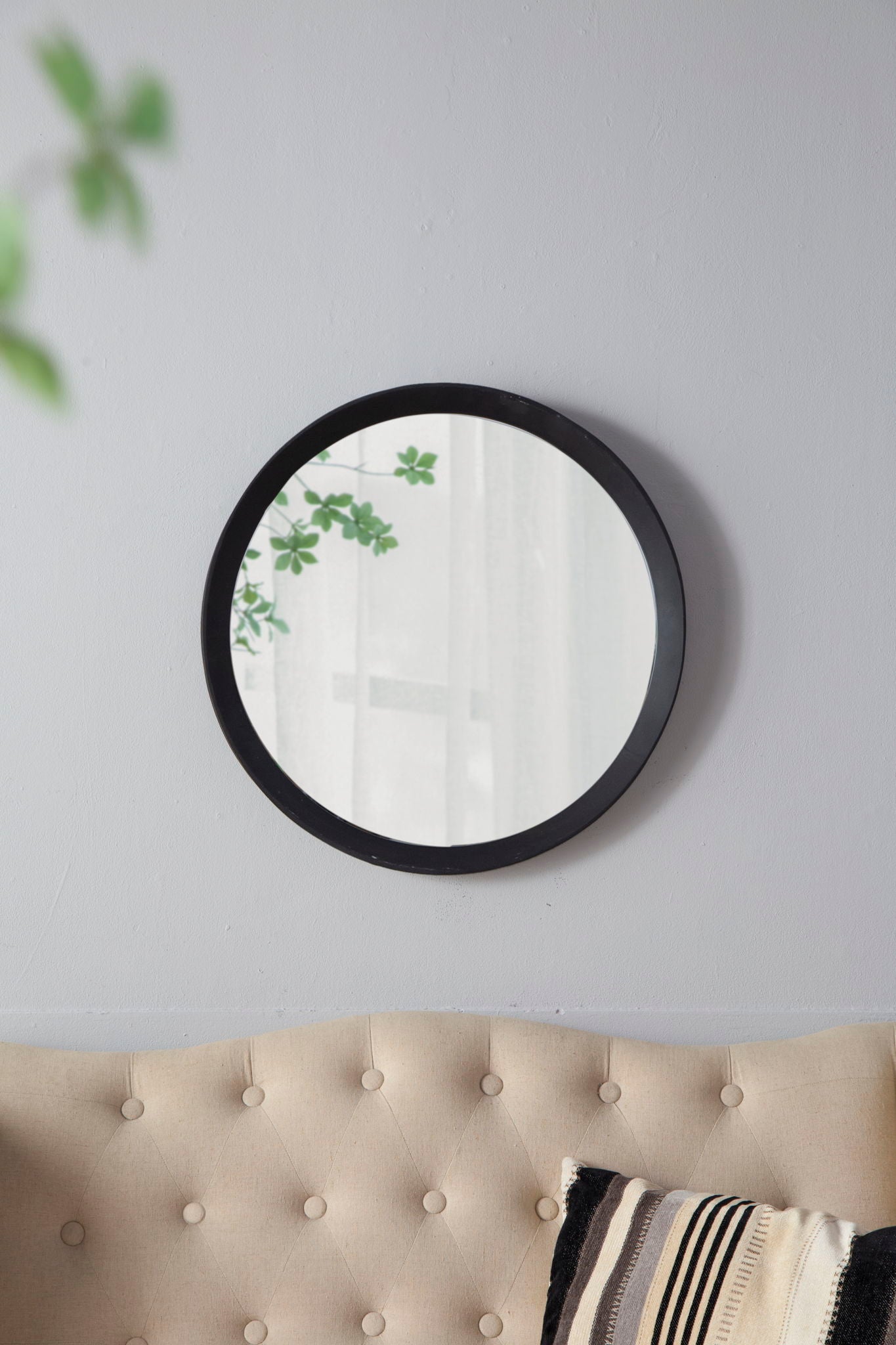 Transitional Decor Style Wall Mirror Decor With Frame For Bathroom