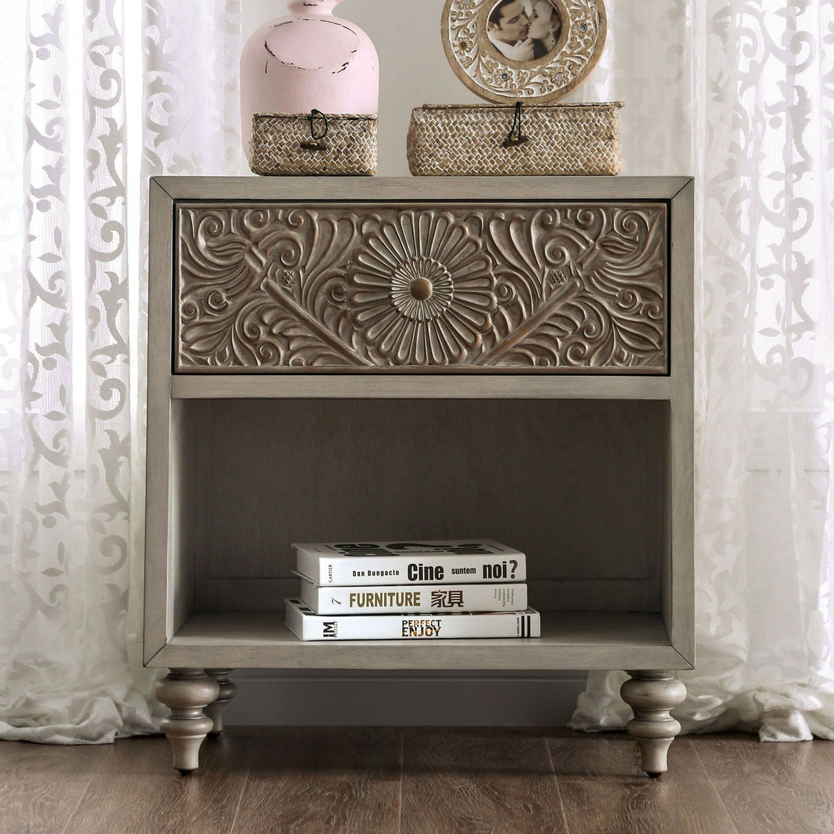 Jakarta - Nightstand - Antique White