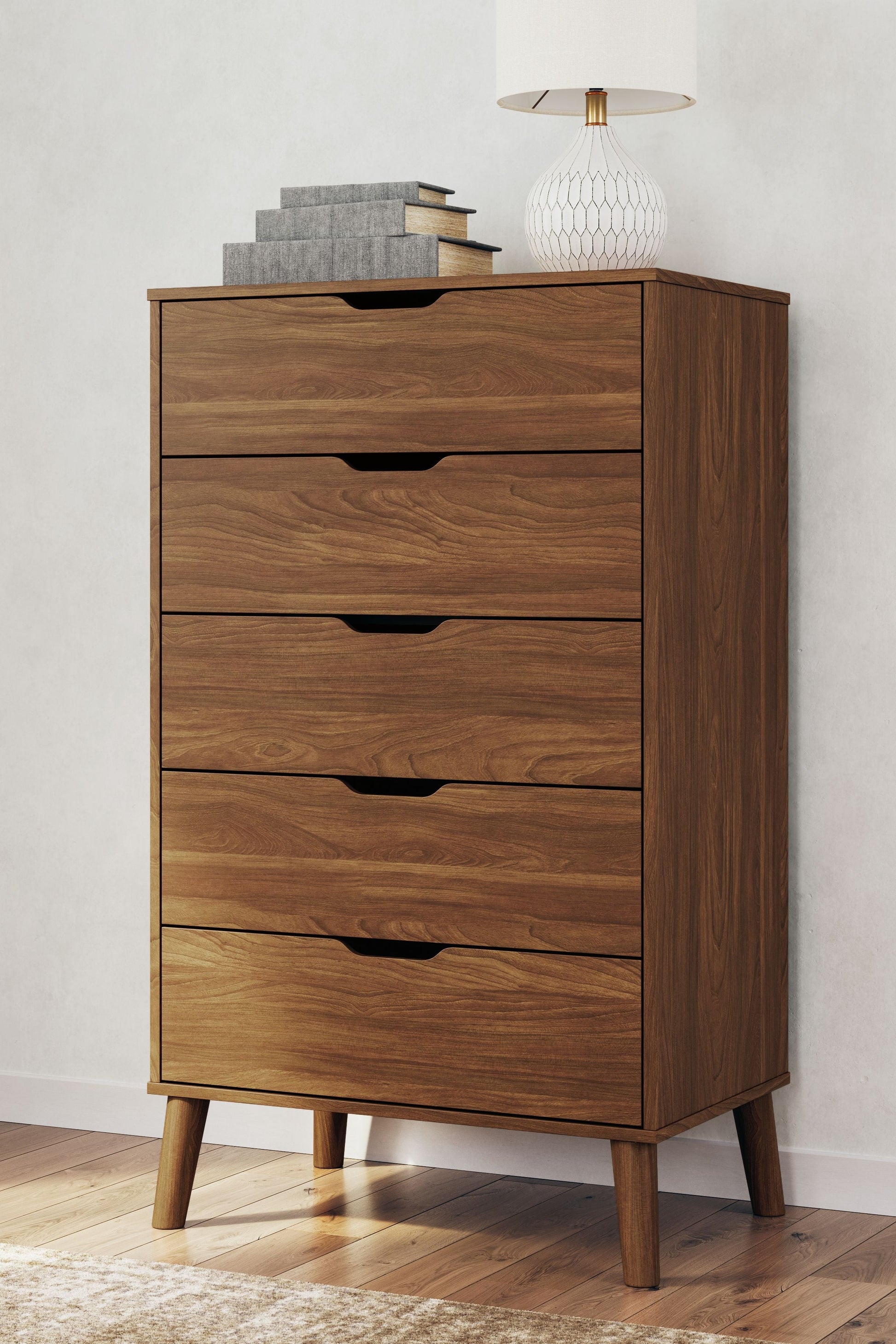 Signature Design by Ashley® Fordmont - Auburn - Five Drawer Chest | Meri Furniture